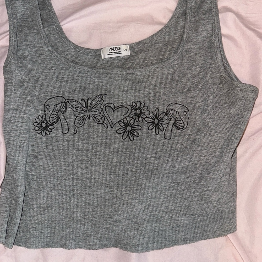 cropped tank top (🩷read)